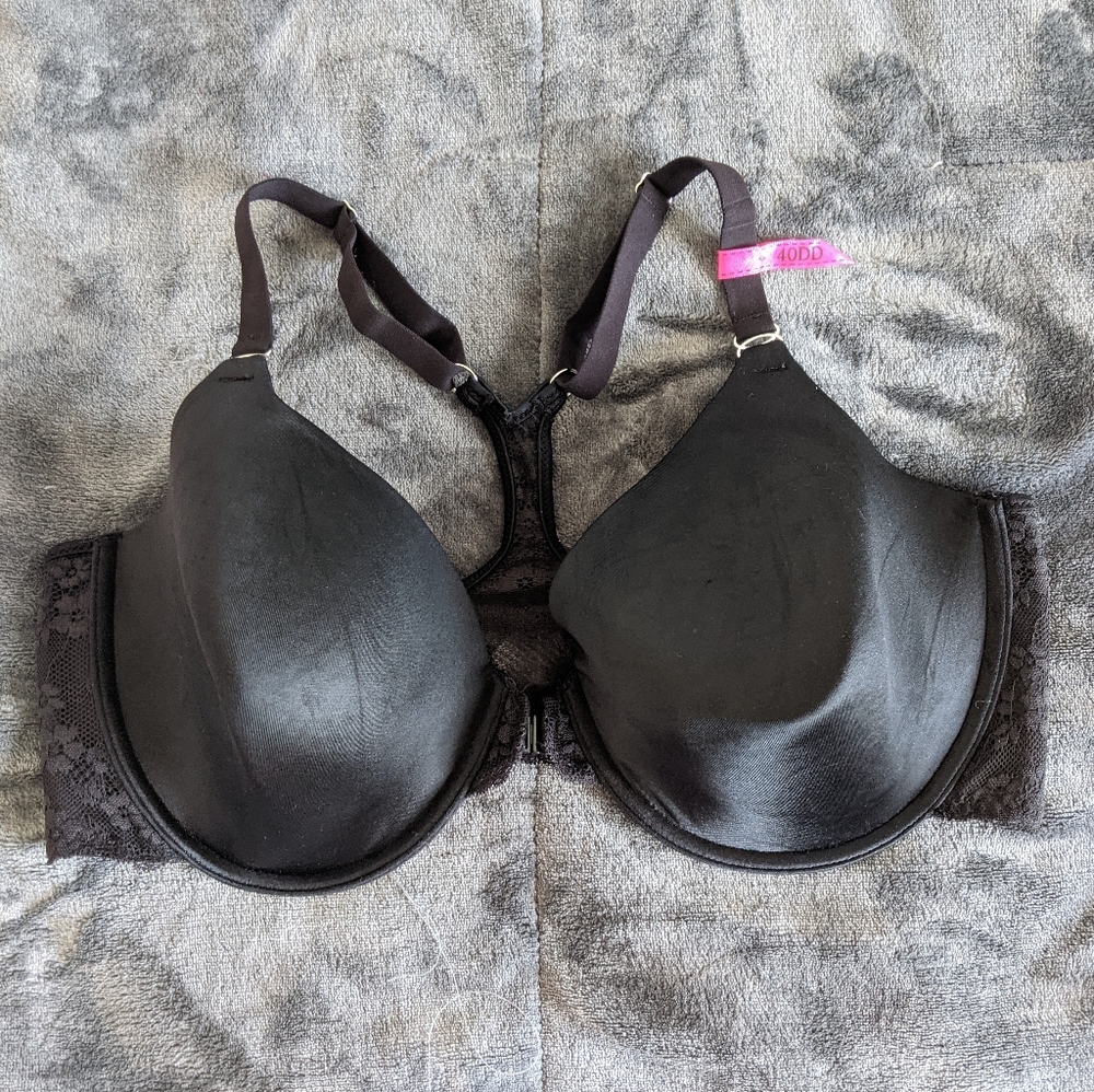 Black front clip bra